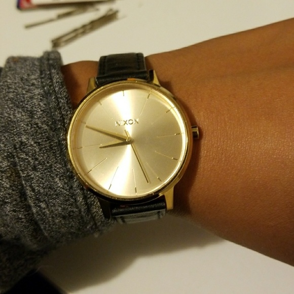 Watch - Picture 3 of 3